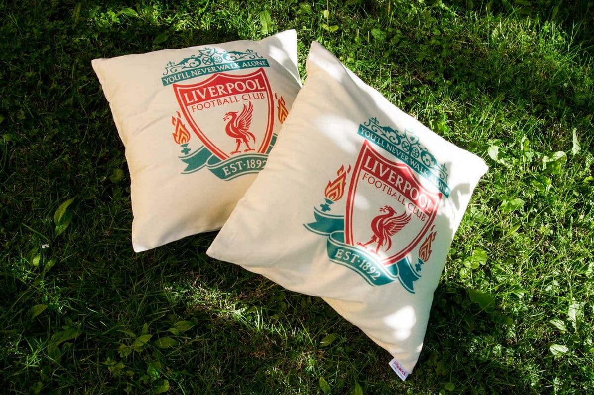 Vankúše s logom FC Liverpool