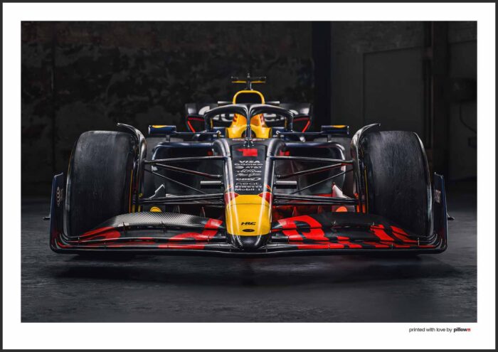 Oracle Red Bull Racing RB21 Plagáty - Formula 1 2025 Dizajn s Maxom Verstappenom a Liamom Lawsonom.