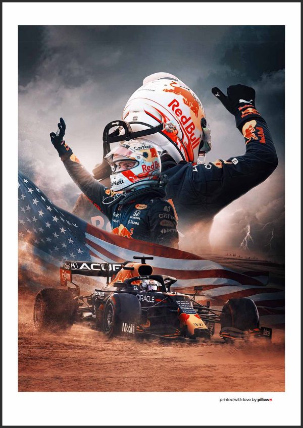 Plagát Maxa Verstappena, svetoznámeho pretekára F1, v akčnej jazde na trati.