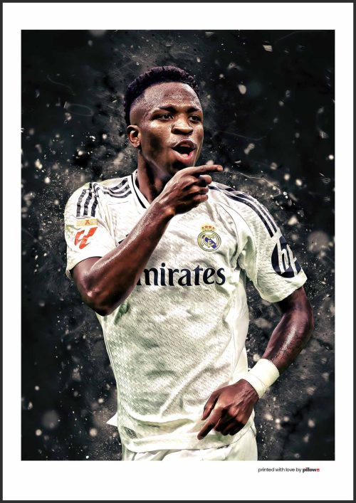 Plagát s Viníciusom Júniorom, brazílskym futbalistom Real Madrid, zachytávajúci jeho dynamiku a vášeň pre hru, ideálny pre fanúšikov.