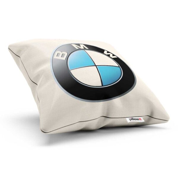 Vankúšik s logom automobilovej značky BMW