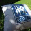 Vankúšik s logom automobilky Rolls Royce