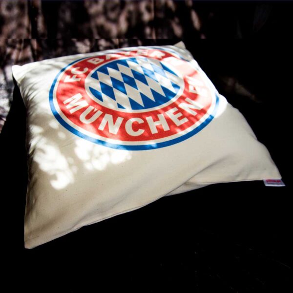 Darček s logom klubu FC Bayern Mníchov
