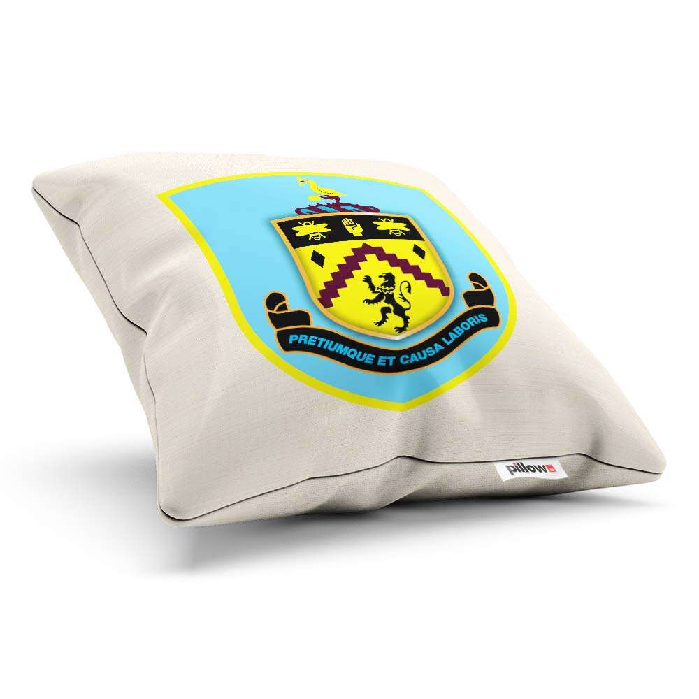Vankúšik Burnley s logom futbalového klubu z Anglickej Ligy