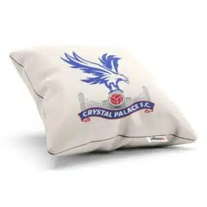 Vankúšik Crystal Palace s logom futbalového klubu z Premier League