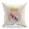 Vankúšik Real Madrid s kresleným logom futbalového klubu z La Liga