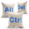 Súprava vankúšikov CTRL ALT DEL s slabo modrým nápisom ušitá z kvalitnej bavlny